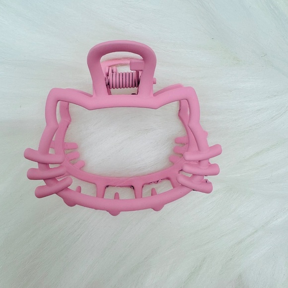 Hello Kitty Pink Bundle 4 - Picture 4 of 7